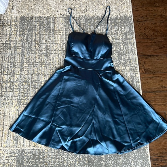 Dresses & Skirts - Dress size M for Prom or spring formal. Satin/poly. Photos don’t do justice.
